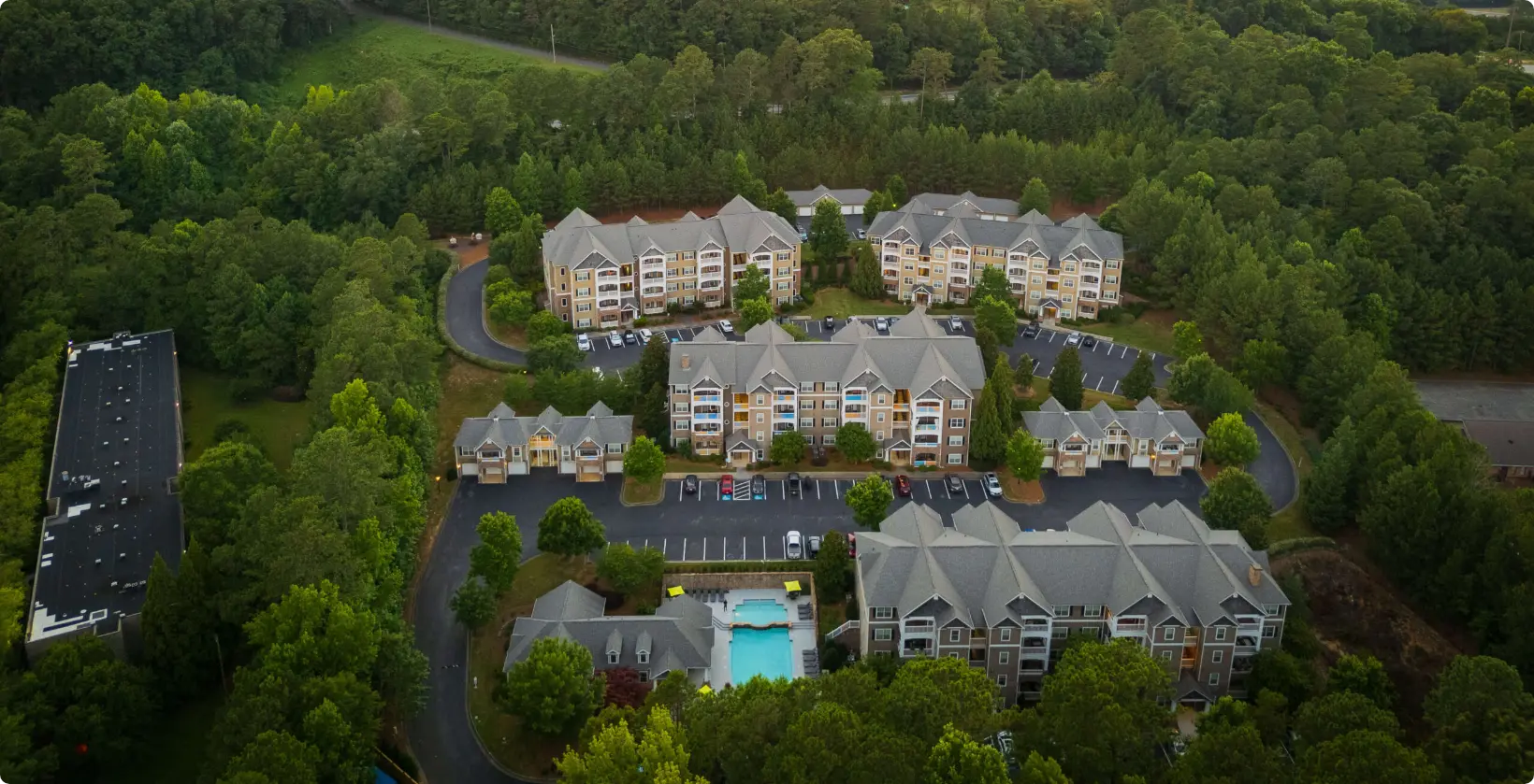Eastland Court Luxury Apartment Homes